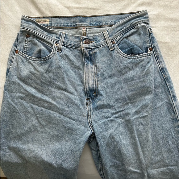 Levi’s Dad Jeans - Picture 2 of 3